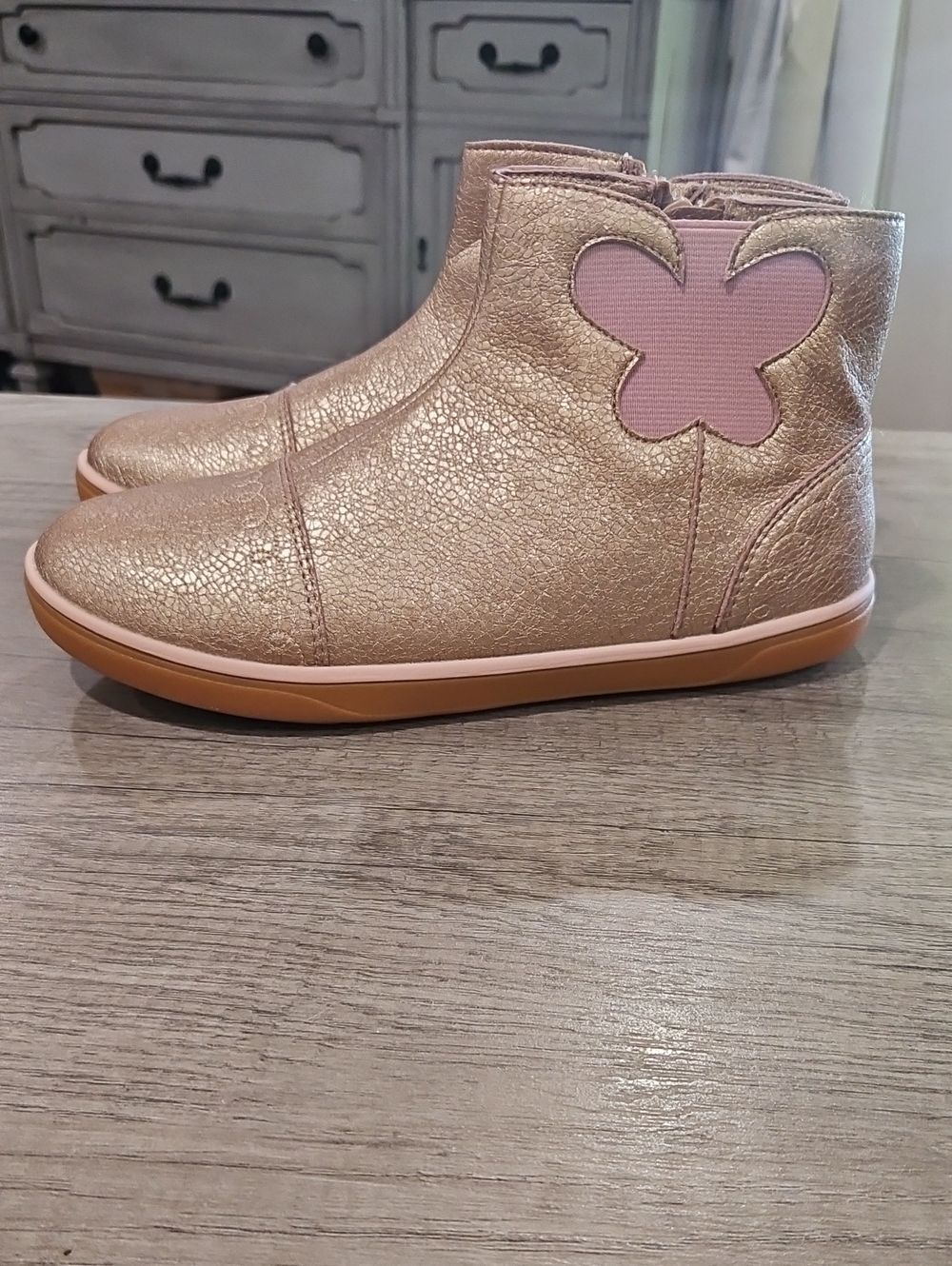 Livie & Luca Ali ankle rose gold metallic  leather boots  size 3Y